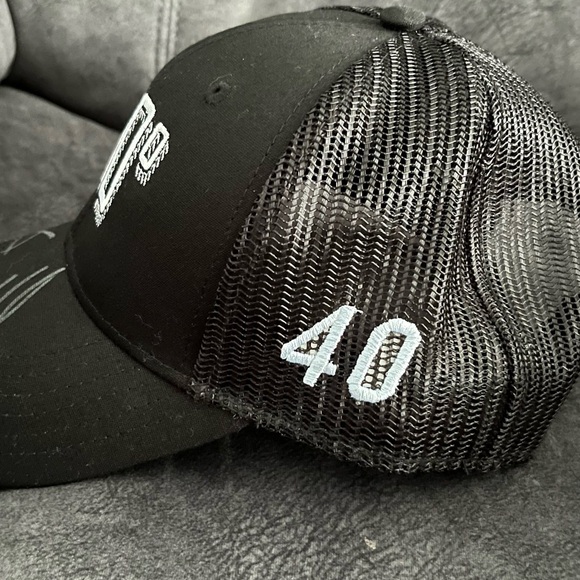 Dwyane Wade Udonis Haslem Restaurant 800 Degrees Signed Hat Limited Edition - Picture 2 of 3